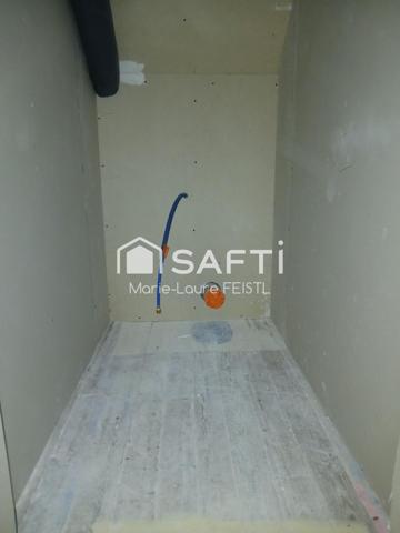 Maison à finir, nature, dépendances, fort potentiel