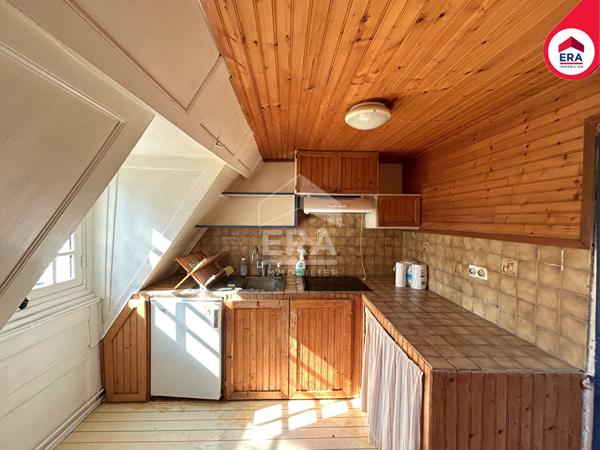 Rennes - Manoir XVIIIe, dernier étage, T2 plein de charme