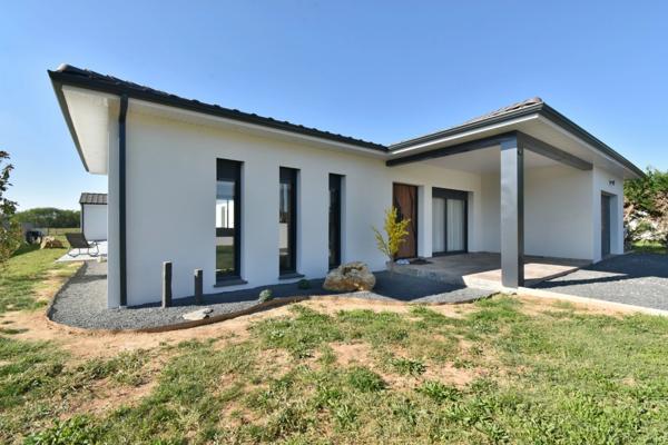 Maison contemporaine 141 m² avec piscine & pool house sur 900 m² 5 pièces VILLENEUVE SUR LOT (47)