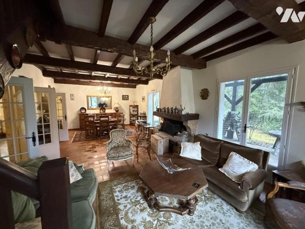 PARGNY LES REIMS- Maison T6 de 159m2 + 52m2 à aménager sur 3513m2 de terrain.