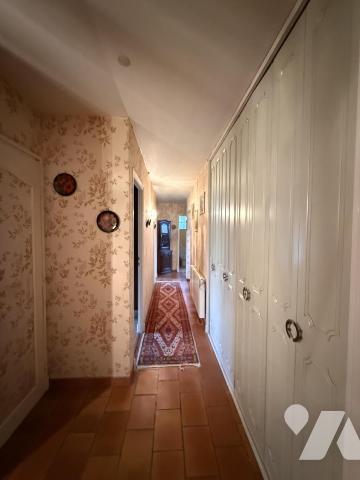 PARGNY LES REIMS- Maison T6 de 159m2 + 52m2 à aménager sur 3513m2 de terrain.