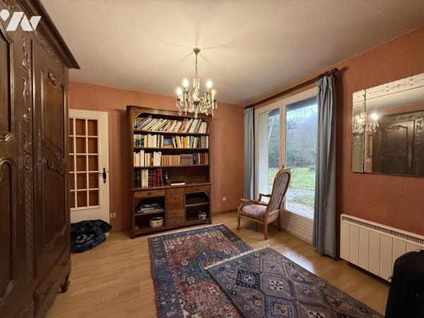 PARGNY LES REIMS- Maison T6 de 159m2 + 52m2 à aménager sur 3513m2 de terrain.