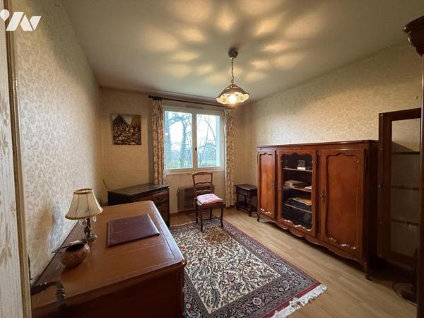 PARGNY LES REIMS- Maison T6 de 159m2 + 52m2 à aménager sur 3513m2 de terrain.