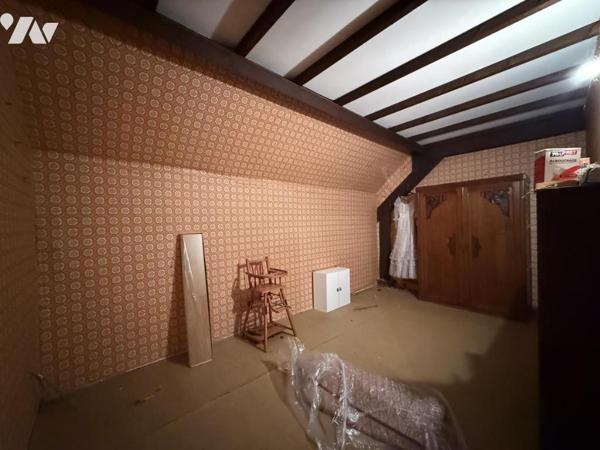 PARGNY LES REIMS- Maison T6 de 159m2 + 52m2 à aménager sur 3513m2 de terrain.