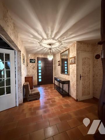 PARGNY LES REIMS- Maison T6 de 159m2 + 52m2 à aménager sur 3513m2 de terrain.