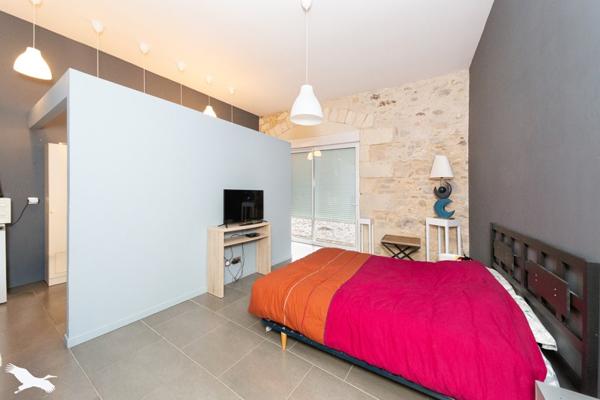 Maison à vendre |  Donnezac |  6 pièces | 200 m²