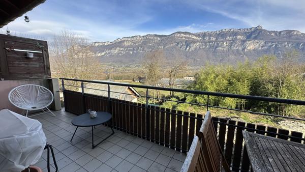 Charmant T4 vue montagnes