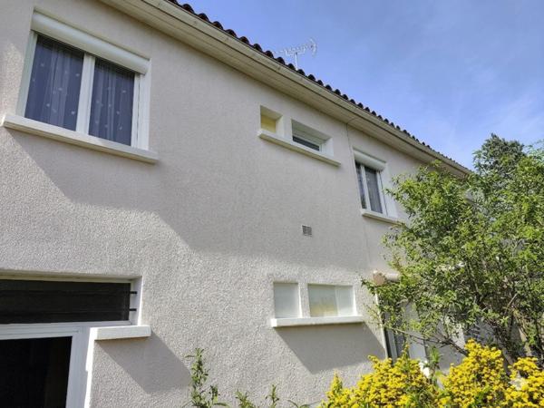 Maison à vendre 6 pièces L'ISLE D'ESPAGNAC (16)