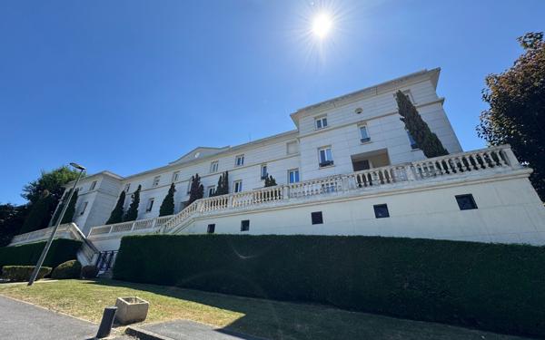 Appartement à vendre    3 pièces • 83,51 m2 Châtillon