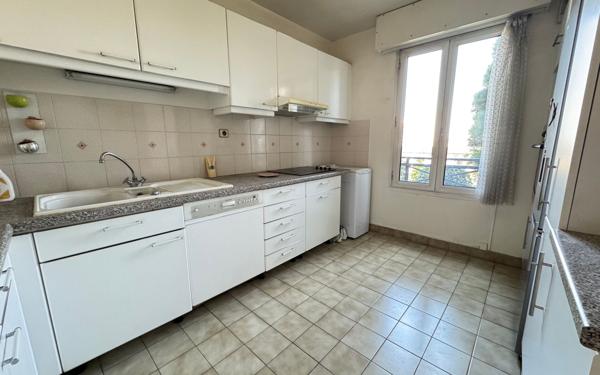 Appartement à vendre    3 pièces • 83,51 m2 Châtillon