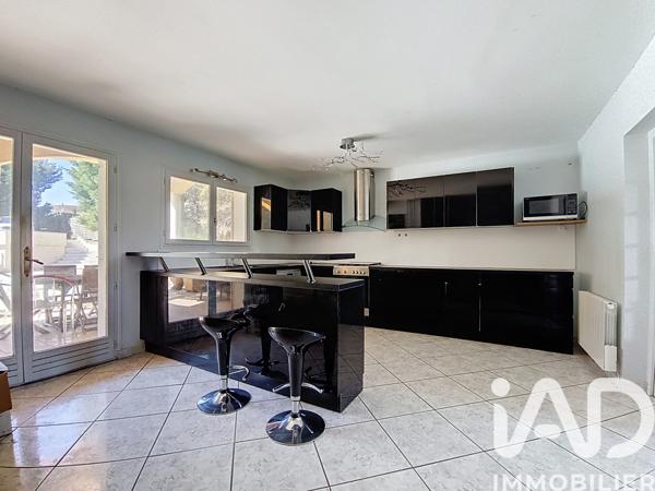 Maison à vendre 6 pièces 229 m² Albigny-sur-Saône