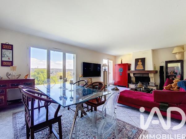 Maison à vendre 6 pièces 229 m² Albigny-sur-Saône