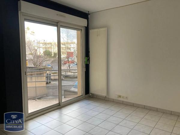 Appartement à louer 1 pièce 30.1m² Rodez (12000)