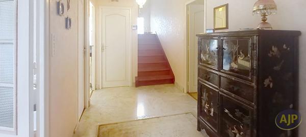 Maison à vendre Chateaubriant - 8 pièces, 166m² avec 5 chambre(s) à 228 800€ - AJP Immobilier Châteaubriant
