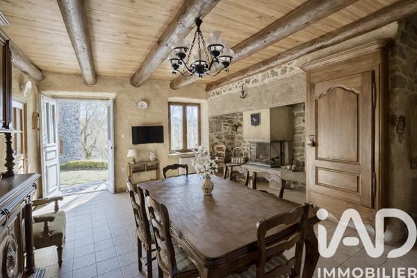 Maison à vendre 7 pièces 270 m² Saint-Jean-Lachalm