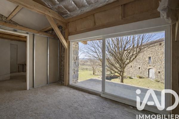 Maison à vendre 7 pièces 270 m² Saint-Jean-Lachalm