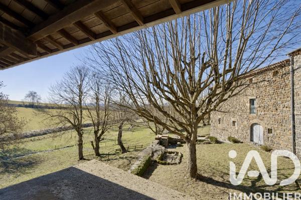 Maison à vendre 7 pièces 270 m² Saint-Jean-Lachalm