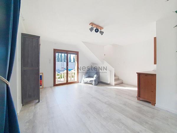 Belle maison familiale sur Crémieu sur terrain de plus de 1000 m² avec piscine