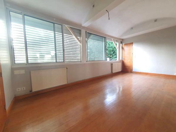 Maison à vendre 5 pièces PERIGUEUX (24)