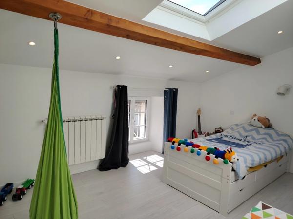 A vendre- Maison en pierre de 148 m² à Migné Auxances sur un terrain de 412 m²