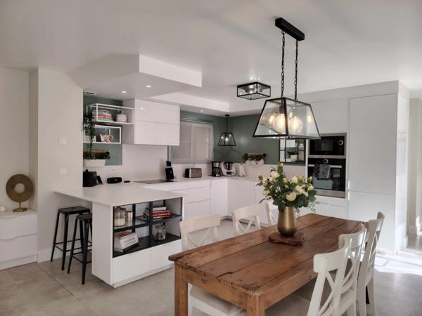 A vendre- Maison en pierre de 148 m² à Migné Auxances sur un terrain de 412 m²