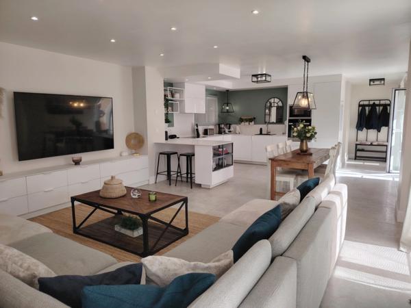 A vendre- Maison en pierre de 148 m² à Migné Auxances sur un terrain de 412 m²