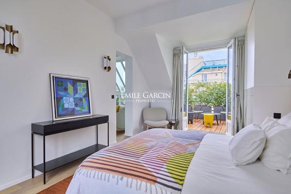 A vendre - Appartement - 75008 - Paris - Matignon/Champs Elysées - Terrasse