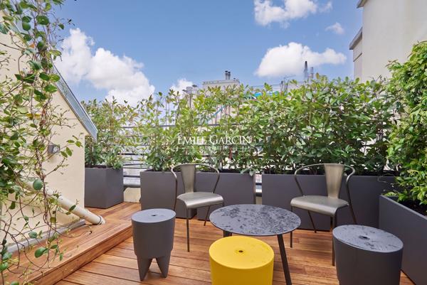 A vendre - Appartement - 75008 - Paris - Matignon/Champs Elysées - Terrasse