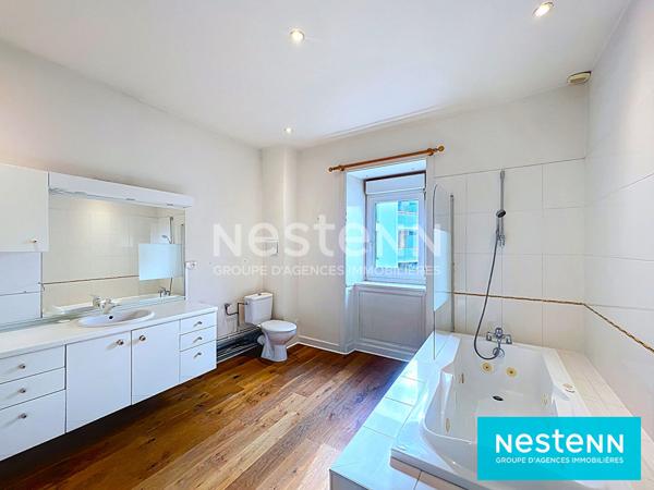 VENTE APPARTEMENT DEUX CHAMBRES DERNIER ETAGE QUARTIER GARE AVEC JARDIN GRENIER ET CAVE