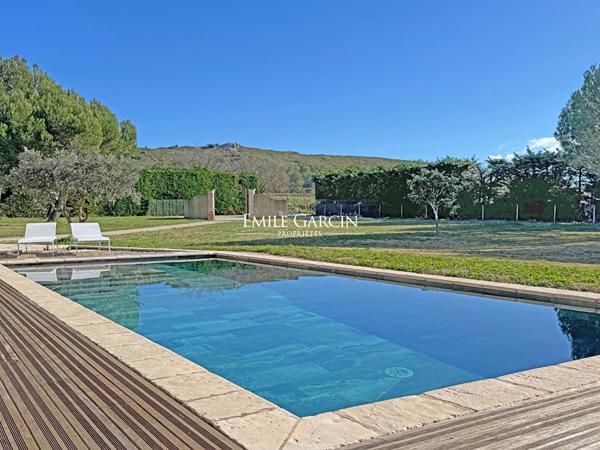 A vendre - Maison traditionnelle, au coeur du massif de la Montagnette, entre Avignon et Alpilles.