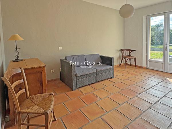 A vendre - Maison traditionnelle, au coeur du massif de la Montagnette, entre Avignon et Alpilles.