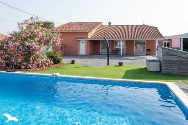 Maison à vendre |  Aire-sur-l'Adour |  5 pièces | 132 m²