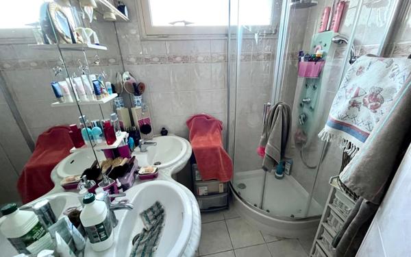 Appartement à vendre    3 pièces • 60 m2 Cannes