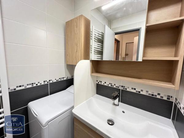 Appartement à louer 1 pièce 28.66m² Bourges (18000)
