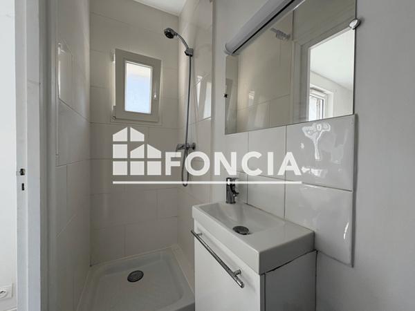 Location Appartement 2 pièces 35 m² - 52 RUE DES CARMES Orleans 45000