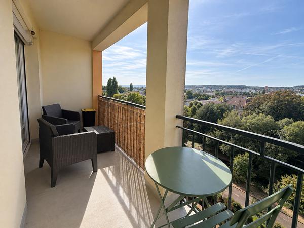 Appartement Dijon 4 pièce(s) 72.29 m2 terrasse parking privé