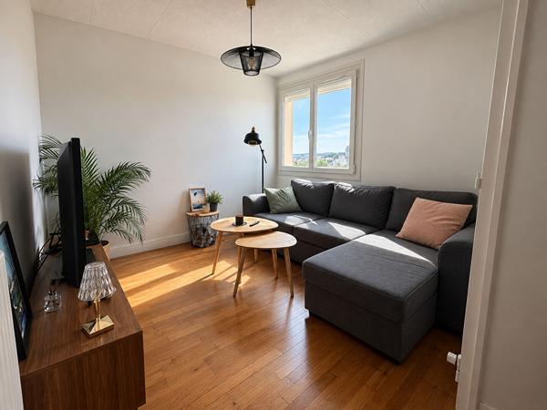 Appartement Dijon 4 pièce(s) 72.29 m2 terrasse parking privé