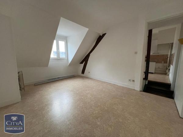 Appartement à louer 2 pièces 27.98m² Versailles (78000)