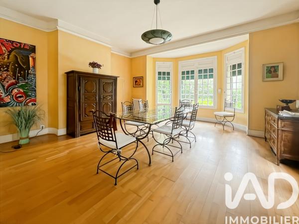 Maison à vendre 10 pièces 250 m² Béziers