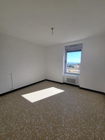 Spacieux appartement T4 de 107 m² à Carlipa Carlipa (11170)