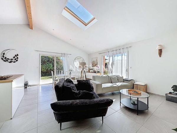 A VENDRE - AUCAMVILLE - Maison T5 de plain-pied