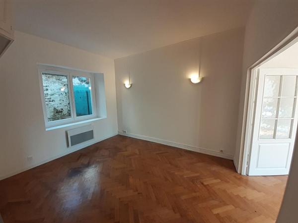 Location Studio 30 m² - Moyenmoutier 88420