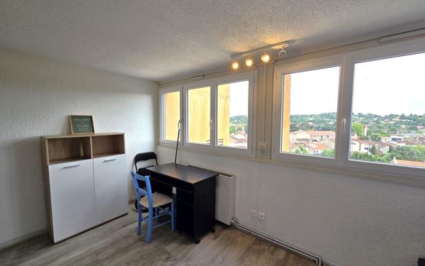 Appartement à vendre    1 pièce • 17 m2 Albi