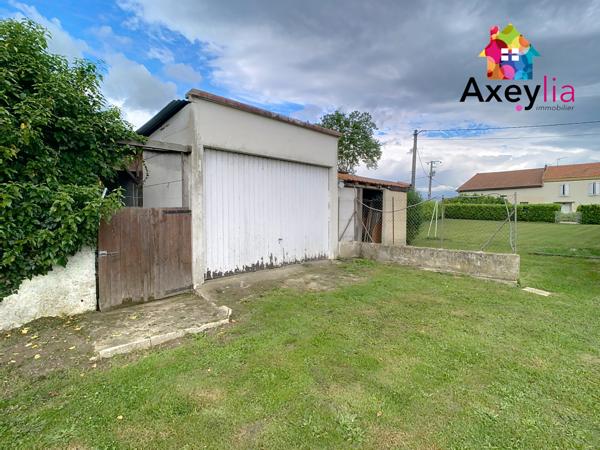 Villerest (42300) A VENDRE- VILLEREST- MAISON SUR TERRAIN D'ENVIRON 1182 M2