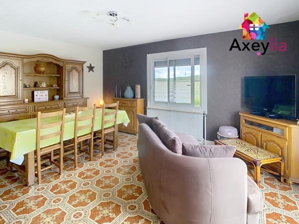 Villerest (42300) A VENDRE- VILLEREST- MAISON SUR TERRAIN D'ENVIRON 1182 M2