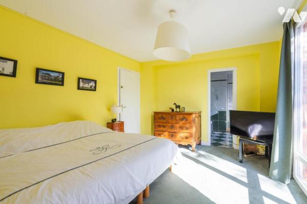 Saint Cloud - Villa Pasteur - Maison de 265 m² - 8 chambres