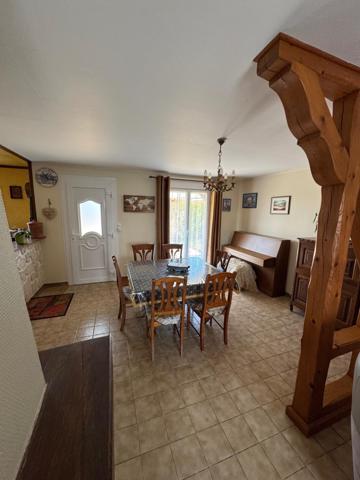 Pavillon 5 chambres avec garage accolé