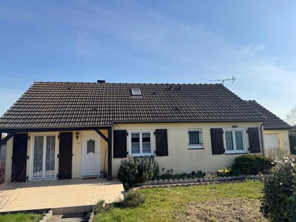 Pavillon 5 chambres avec garage accolé