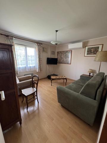 Pavillon 5 chambres avec garage accolé