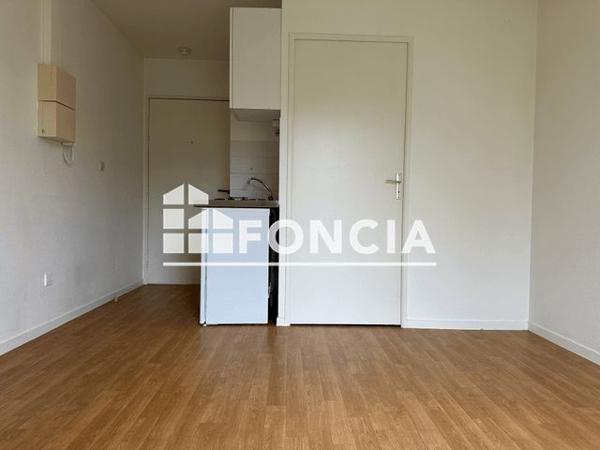 Location Studio 16.4 m² - 270 ROUTE DE FOUGERES Rennes 35700